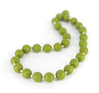 Lollipops & More bijtketting Macaron Shorty 25 cm silicone Lollipops & More bijtketting Macaron Shorty 25 cm silicone