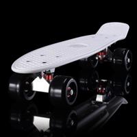 Shining Fish Plate scooter single Tilt vier wiel skateboard met 72mm wiel (zwart wit) Shining Fish Plate scooter single Tilt vier wiel skateboard met 72mm wiel (zwart wit)