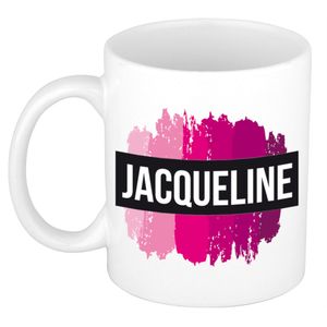 Naam cadeau mok / beker Jacqueline met roze verfstrepen 300 ml