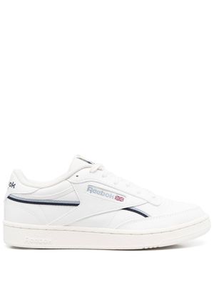 Reebok Baskets Club C 85 Vegan à lacets - Blanc