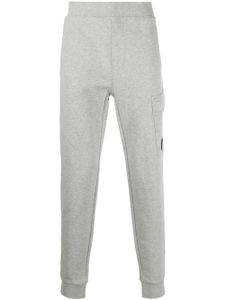 C.P. Company pantalon de jogging en coton à patch logo - Gris