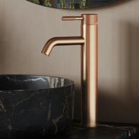 Wastafelkraan SaniClear Plus Curved | Opbouw | Mengkraan | Hoog model | Geborsteld koper