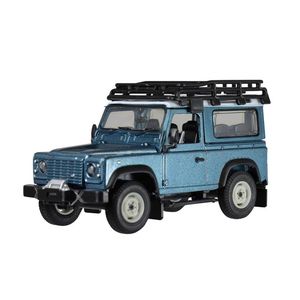 Land Rover Defender 1:32