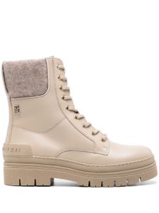 Tommy Hilfiger bottines à plaque logo - Tons neutres