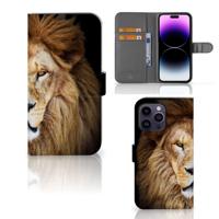 iPhone 15 Pro Max | Telefoonhoesje | Met pasjeshouder | Leeuw