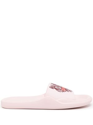 Kenzo claquettes à imprimé Tiger Head - Rose