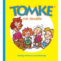 Tomke nei skoalle (Hardback)