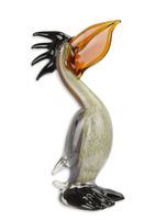 A MURANO STYLE GLASS FIGURINE OF A PELICAN - thumbnail