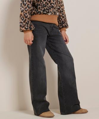 wide fit stretch jeans wide fit stretch jeans
