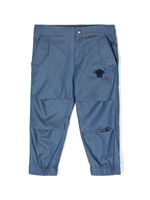 Versace Kids pantalon en chambray à patch Medusa Head - Bleu - thumbnail