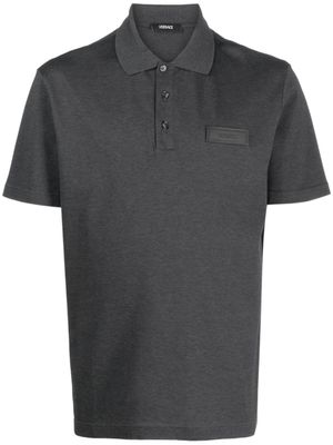 Versace polo en coton à patch logo - Gris