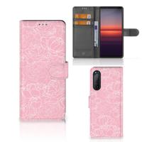 Sony Xperia 5II Hoesje White Flowers