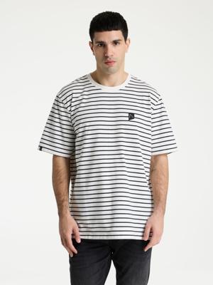 CHASIN' T-Shirts Shore