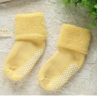 3 paren katoen baby sokken Thicken warme pasgeboren anti slip vloer sok maat: S (gans geel)