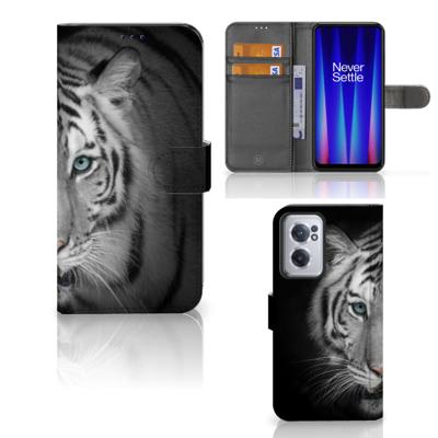 OnePlus Nord CE 2 | Telefoonhoesje | Met pasjeshouder | Tijger