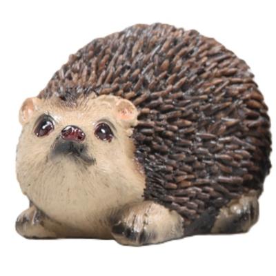 Egel tuin beeldje - voor binnen/buiten - 10 x 7 x 6 cm - dieren tuinbeelden - snuitje omhoog