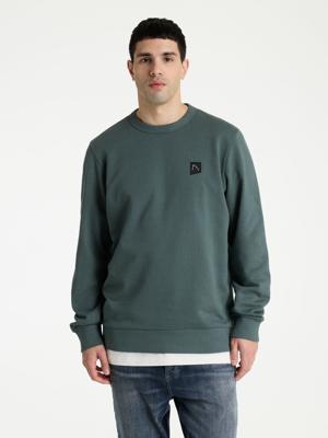 CHASIN' Sweaters Toby