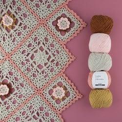 Haakpatroon Yarn and Colors Romantic Throw