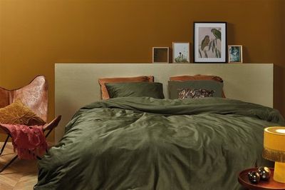 At Home by Beddinghouse At Home by BeddingHouse Cosy Corduroy Dekbedovertrek Groen 140 x 200/220 cm