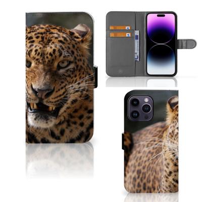 iPhone 15 Pro Max | Telefoonhoesje | Met pasjeshouder | Luipaard