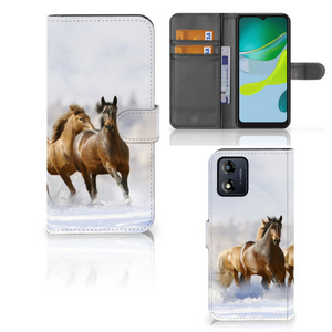 Motorola Moto E13 4G Telefoonhoesje met Pasjes Paarden