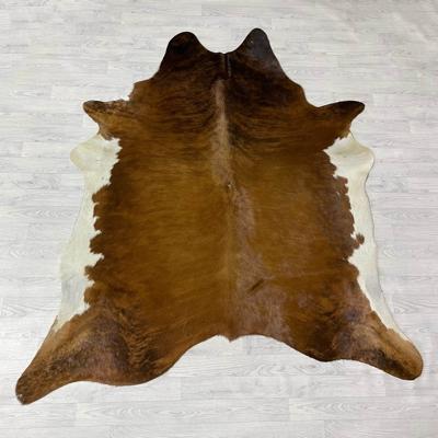Koeienhuid bruin zwart wit brindle 220x195cm M/L
