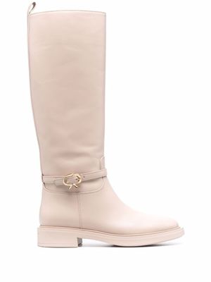 Gianvito Rossi bottes en cuir à boucle - Tons neutres
