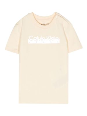 Calvin Klein Kids t-shirt à logo imprimé métallisé - Jaune