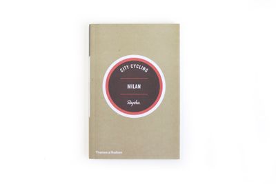 Boek City Cycling Milan