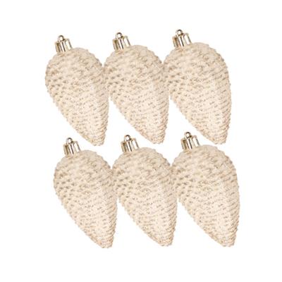 Decoris Dennenappels kersthangers - 6x- creme - 8 cm - kunststof Decoris Dennenappels kersthangers - 6x- creme - 8 cm - kunststof