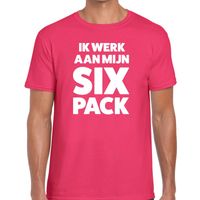 Ik werk aan mijn SIX Pack roze t-shirt heren
