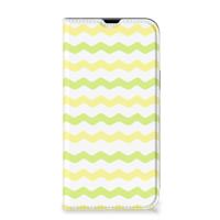 iPhone 13 Pro Max | Hoesje met Magneet | Waves Yellow