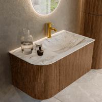 Mondiaz KURVE-DLUX 85 cm Onderkast Greeploos 1 Lade Met Deuren Walnut, Wastafel Solid Surface Rechts Glace 1 Kraangat Zonder Spiegel (KRVCLO85L1L1D1KR-Wal/Gla)