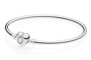 Pandora Moments 596268 Logo Heart Bangle zilver