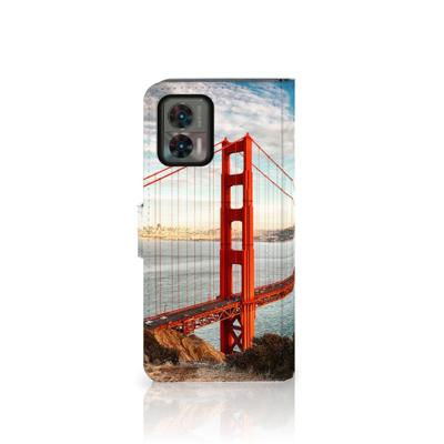 Motorola Edge 30 Neo | Flip Cover | Golden Gate Bridge