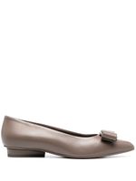 Ferragamo ballerines Viva à bout pointu - Tons neutres Ferragamo ballerines Viva à bout pointu - Tons neutres