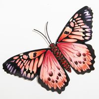 Wanddecoratie vlinder - roze - 34 x 21 cm - metaal - muurdecoratie