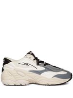 Reebok LTD baskets DMX Run 6 à logo brodé - Gris