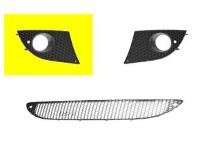 BUMPERGRILL ONDER RECHTS met MISTLICHTGAT 4941594