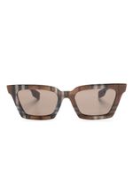 Burberry Eyewear lunettes de soleil carrées à carreaux - Marron Burberry Eyewear lunettes de soleil carrées à carreaux - Marron