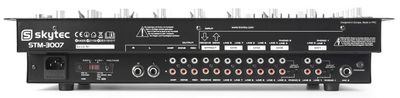 Skytec STM-3007 6-kanaals mixer met mediaspeler & equalizer