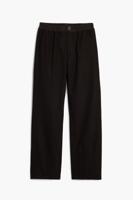 - BLACK - 32 - BLACK - 32