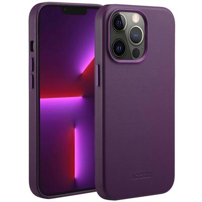 AccezzMagSafe Leather Backcover iPhone 13 Pro Telefoonhoesje Paars