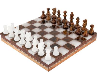 Bruin en Wit Albast Schaken & Dammen met Ingelegd Kistje