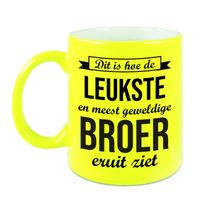 Leukste en meest geweldige broer cadeau mok / beker neon geel 330 ml   - - thumbnail