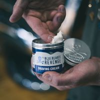 The Bluebeards Revenge BBRSC150 scheerproduct Scheerschuim Mannen 150 ml Madagascan vanilla, Sandelhout, Patchoeli - thumbnail