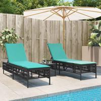 Ligstoelen 2 stuks met tafel Zwart Poly Rotan