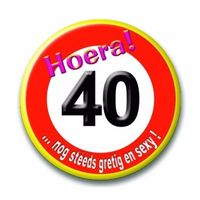 Button 40 jaar verkeersbord