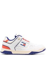 Tommy Jeans baskets en cuir à motif monogrammé - Blanc