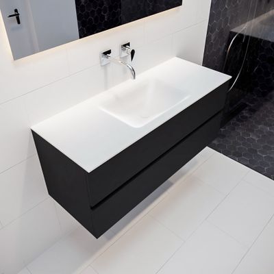 Mondiaz Vica Cloud badmeubel zwart mat 120 cm 2 lades solid surface enkele spoelbak midden zonder kraangat